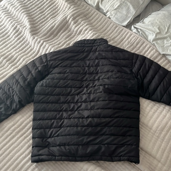 Patagonia Black Puffer - Picture 3 of 3